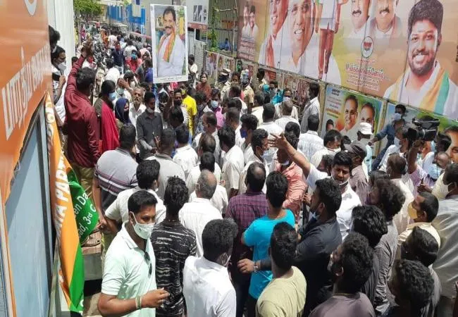 puducherry bjp mla nr congress government minister 